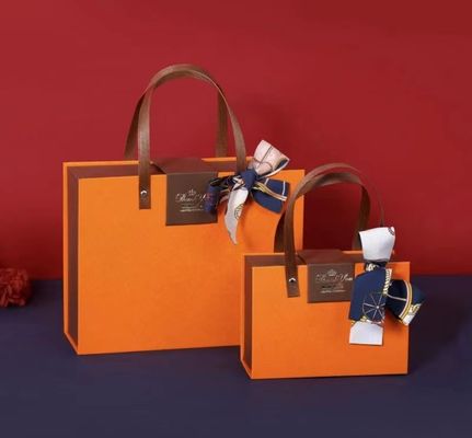 Gift Luxury Christmas Box Packaging Red Box With Handle